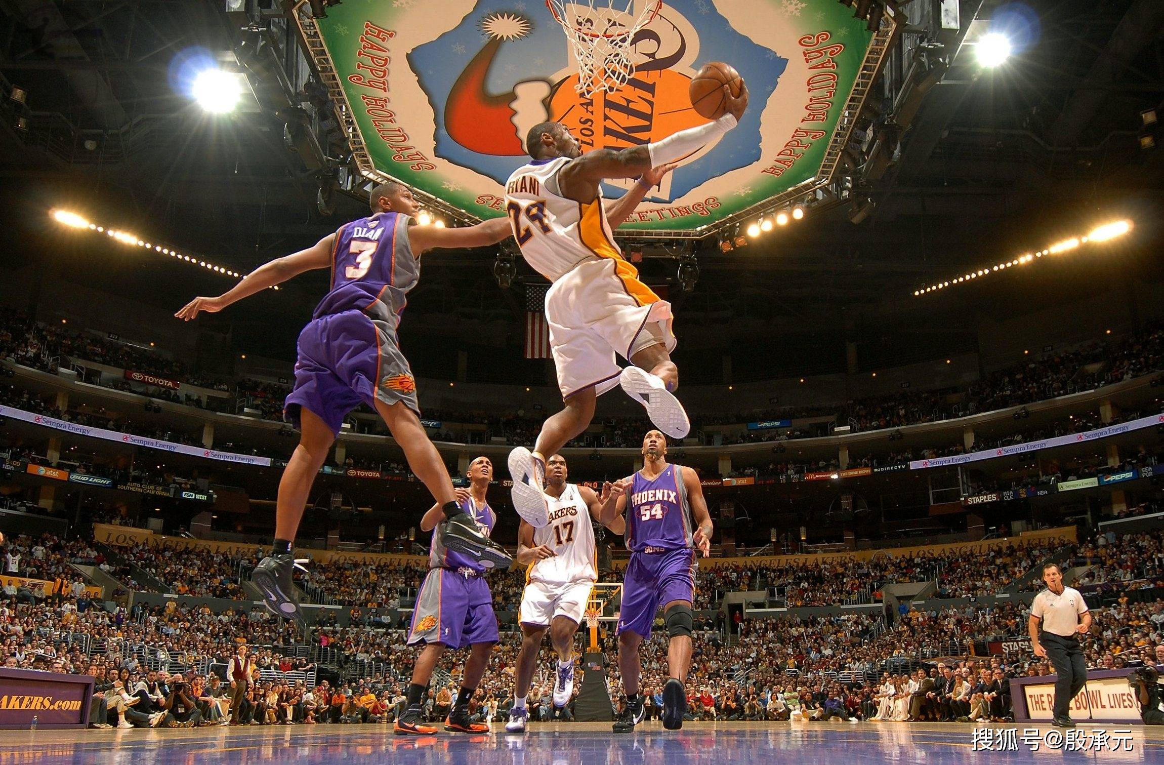 若昂·菲利克斯刷新里程碑,新疆男篮决赛力克武汉三镇,晋级概率达85%的简单介绍